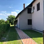 Maria *