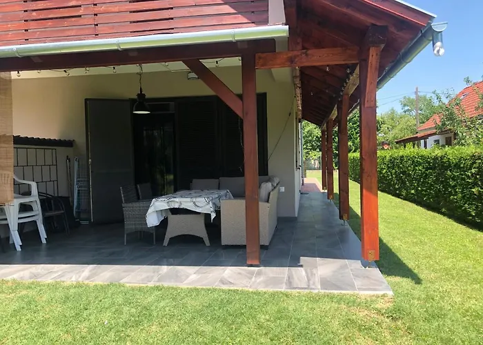Maria Tatil Evi *